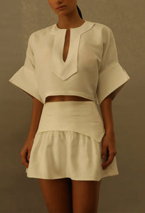 Camisa Curta Detalhe Gola em V Alfaiataria- Linho Off-White