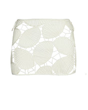 Carregar imagem no visualizador da galeria, Mini Saia Shell Bordada - Off-White