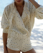 Carregar imagem no visualizador da galeria, Jaqueta Ícone - Estampa Poá Off