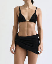 Carregar imagem no visualizador da galeria, Biquíni Top Triângulo Rolitês - Black Creponado