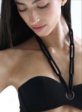 Carregar imagem no visualizador da galeria, Biquíni Top Ilhós Alça Argola - Black Creponado