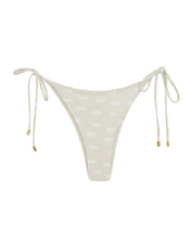 Carregar imagem no visualizador da galeria, Biquíni Tanga Triângulo - Estampa Riscos Creamy