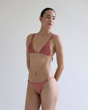 Carregar imagem no visualizador da galeria, Biquíni Tanga Ícone Alça Fixa Duo Passante - Rosa Grená