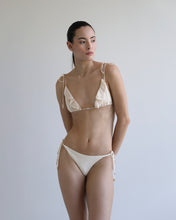 Carregar imagem no visualizador da galeria, Biquíni Tanga Triângulo - Tule Creamy