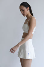Carregar imagem no visualizador da galeria, Saia Pregas c/ Short Fixo - Off-White Piquet