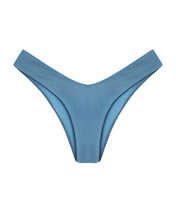 Carregar imagem no visualizador da galeria, Biquíni Tanga Asa Delta - Tule Azul