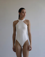 Carregar imagem no visualizador da galeria, Maiô Ícone Cava Profundo - Off-White
