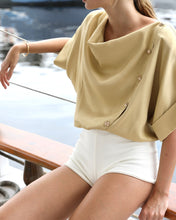 Carregar imagem no visualizador da galeria, Mini Short - Off-White Creponado