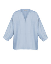 Carregar imagem no visualizador da galeria, Camisa Bata Recortes - Azul Claro Texturizado