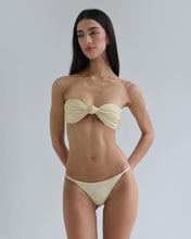 Carregar imagem no visualizador da galeria, Biquíni Top TQC Nó Frontal - Estampa Square Neutro