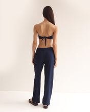Carregar imagem no visualizador da galeria, Calça Reta Cós Baixo - Azul Marinho