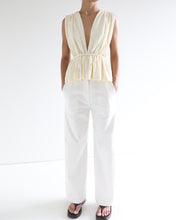 Carregar imagem no visualizador da galeria, Calça Pregas Bolso  - Brim Off-White