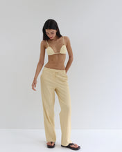 Carregar imagem no visualizador da galeria, Calça Reta Cós Baixo Alfaiataria - Linho Nozes