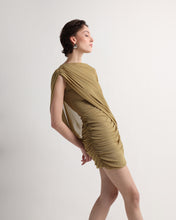 Carregar imagem no visualizador da galeria, PRÉ-VENDA Vestido Ruffed Cover - Verde Oliva
