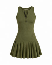 Carregar imagem no visualizador da galeria, Vestido Esportivo Tenista - Verde Oliva Piquet