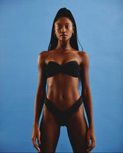 Carregar imagem no visualizador da galeria, Biquíni Tanga Asa Delta viés Robusto - Black Canelado