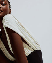 Carregar imagem no visualizador da galeria, Maiô Drapeado Gota - Off-White