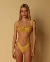 Carregar imagem no visualizador da galeria, Biquíni Top Reto Franzido - Gold