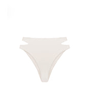 Carregar imagem no visualizador da galeria, Biquíni Tanga Asa Delta Fenda - Off-White